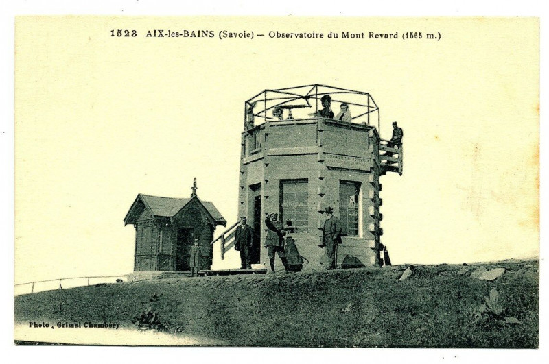 Carte postale ancienne Savoie Aix-les-Bains Observatoire du Mont- Revard animé à Aix-les-Bains