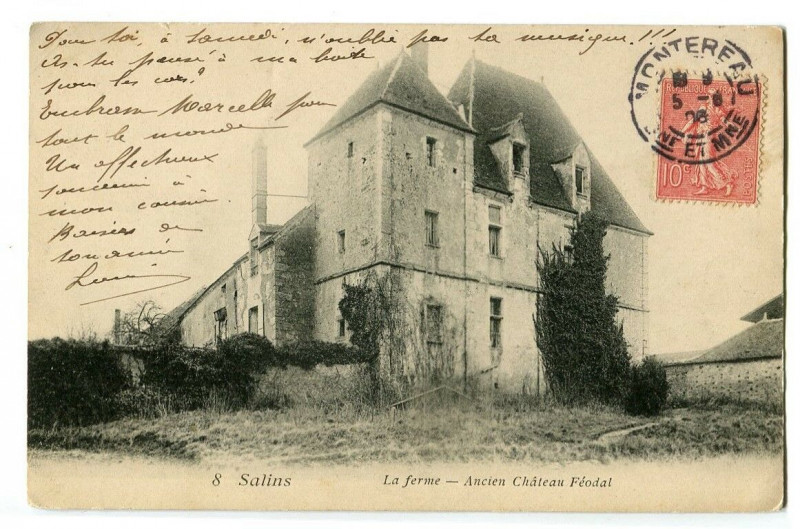 Carte postale ancienne Jura Salins-les-Bains La Ferme Ancien Château Féodal à Salins-les-Bains