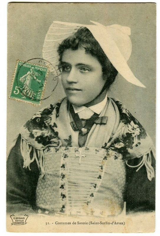 Carte postale ancienne Savoie Maurienne Costumes Saint-Sorlin-d'Arves à Saint-Sorlin-d'Arves