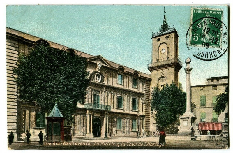 Carte postale ancienne Bouche du Rhône Aix en Provence La mairie La tour de l'Horloge à Aix-en-Provence