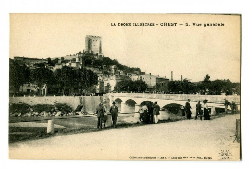 Carte postale ancienne Drôme crest Vue générale animé à Crest