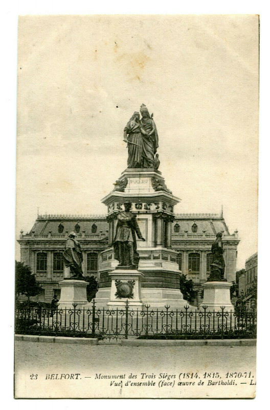 Carte postale ancienne Territoire-de-Belfort Belfort Monument des Trois Sièges par Bartholdi à Belfort
