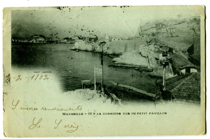 Carte postale ancienne Bouche-du-Rhône Marseille La Corniche vue du Petit Pavillon à Marseille