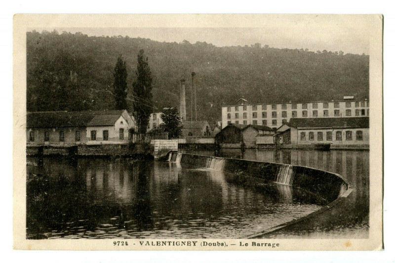 Carte postale ancienne Doubs Valentigney Le Barrage à Doubs