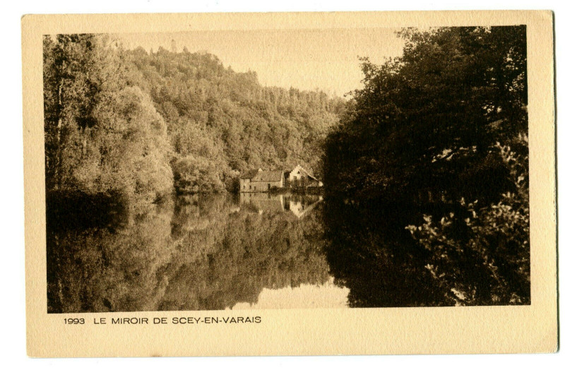 Carte postale ancienne Doubs Scey-en-Varais à Doubs