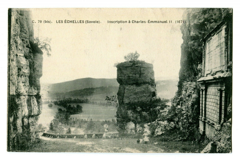 Carte postale ancienne Savoie Les Echelles Inscription à Charles Emmanuel Ii