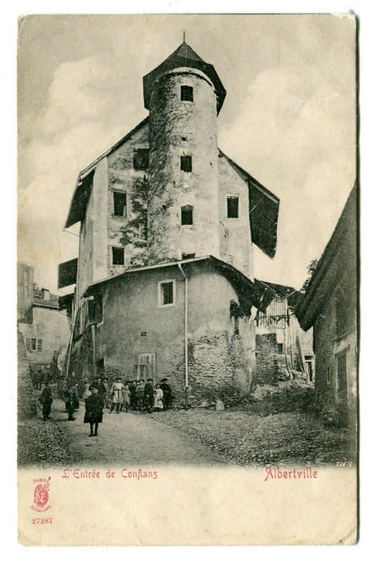 Carte postale ancienne Savoie Albertville L'Entrée de Conflans animé à Albertville