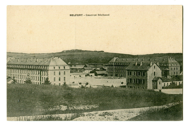 Carte postale ancienne Territoire-de-Belfort Belfort Caserne Béchaud à Belfort