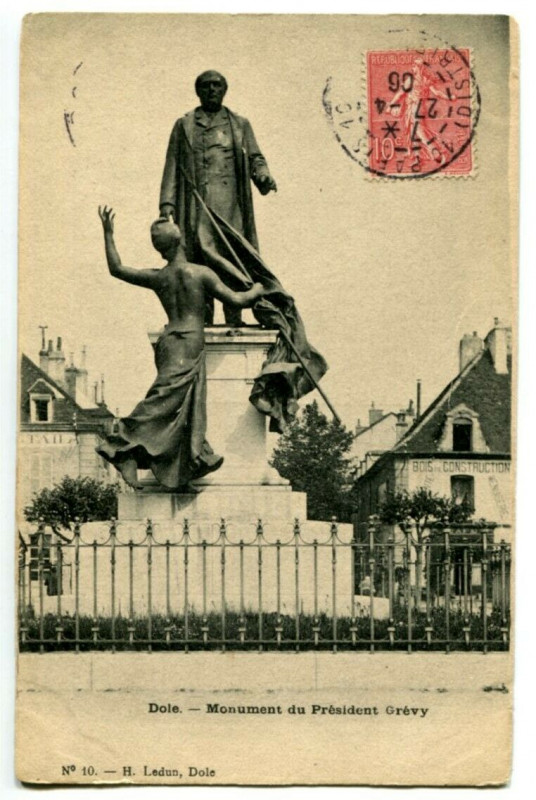 Carte postale ancienne Jura Dole Monument du Président Grévy à Dole