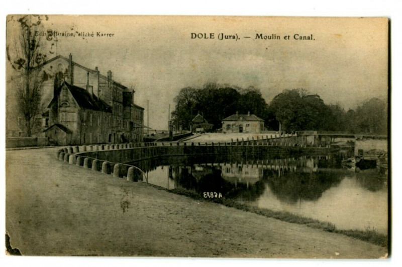 Carte postale ancienne Jura Dole Moulin et Canal à Dole