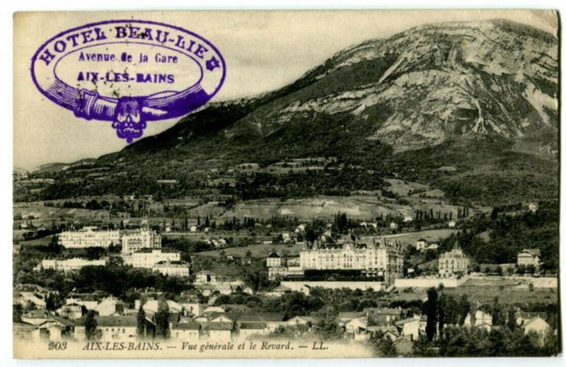 Carte postale ancienne Savoie Aix-les-Bains vue générale et le Revard à Aix-les-Bains