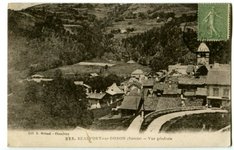 Carte postale ancienne Savoie Beaufort-sur-Doron Vue générale à Beaufort