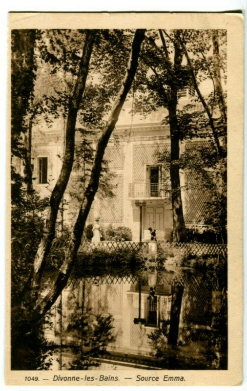 Carte postale ancienne Ain Divonne-les-Bains Source Emma à Divonne-les-Bains