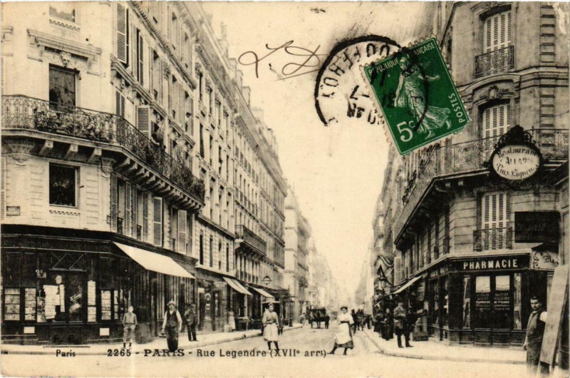 Carte postale ancienne Rue Legendre à Paris 17e