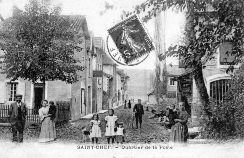 Carte postale ancienne Saint Chef Quartier De La Poste   (cpa animée) à Saint-Chef