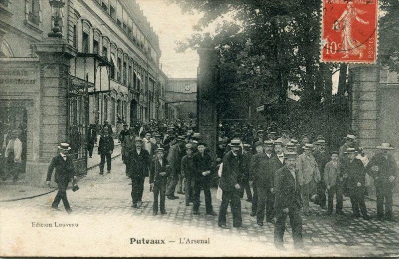 Carte postale ancienne Puteaux L'Arsenal (Animation à Puteaux