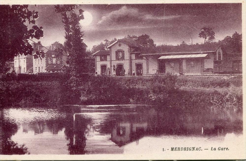 Carte postale ancienne La Gare à Merdrignac