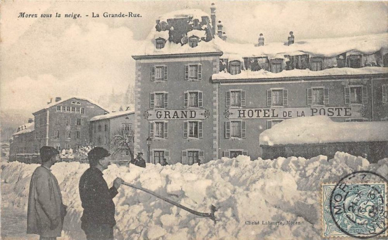 Carte postale ancienne Morez Sous La Neige La Grande Rue