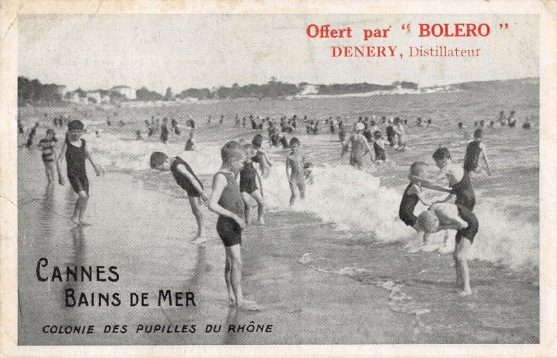 Carte postale ancienne Cannes Bains De Mer Colonie Des Pupilles Du Rhone (cpa pas courante à Cannes