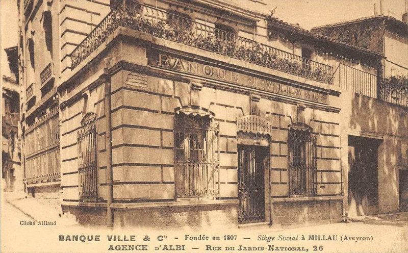 Carte postale ancienne Albi Banque Ville Ou Villa Agence D'Albi Rue Du Jardin National (cpa pas à Albi
