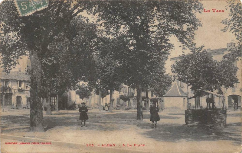 Carte postale ancienne Alban A La Place à Alban