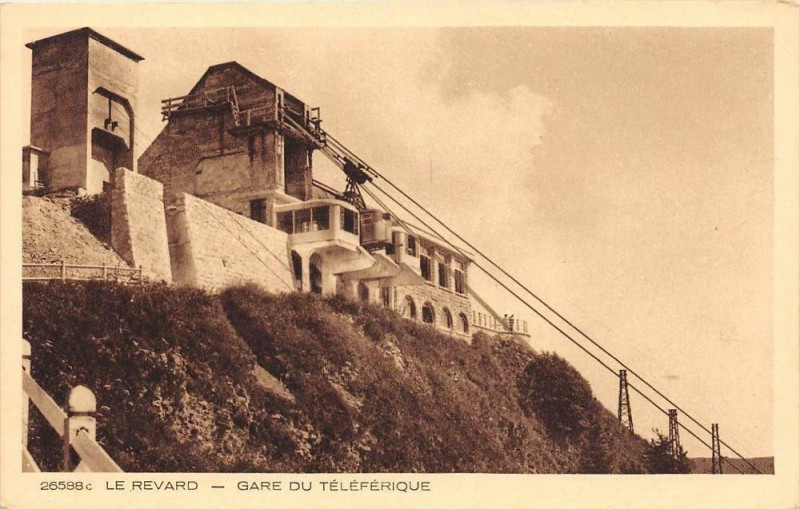 Carte postale ancienne Le Revard Gare Du Telepherique aux Déserts