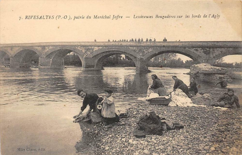 Carte postale ancienne Bougaderes Sur Les Bords De L'Agly à Ur