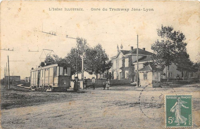 Carte postale ancienne Gare Du Tramway Jons Lyon à Jons