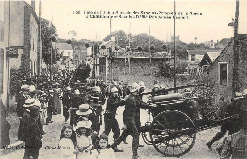 Carte postale ancienne Chatillon En Bazois Fete De L'Union Amicale Des Sapeurs Pompiers De La Ni