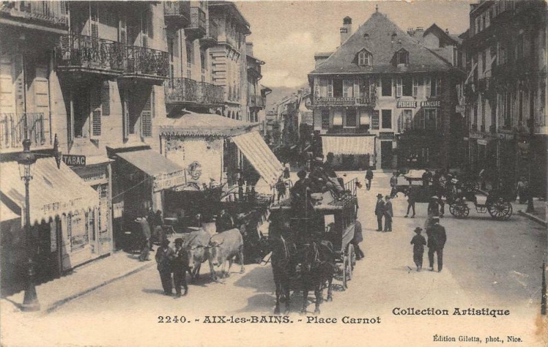 Carte postale ancienne Aix Les Bains Place Carnot (Diligence à Aix-les-Bains