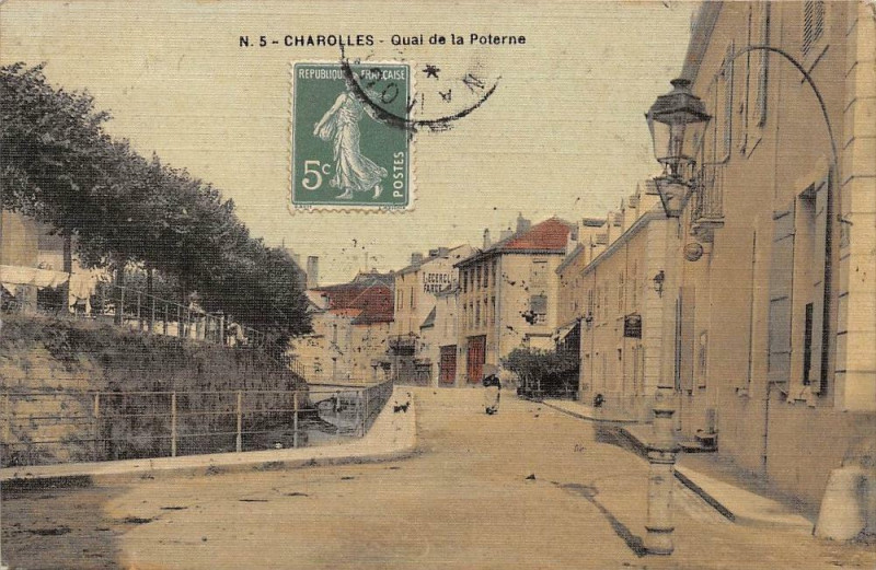 Carte postale ancienne Charolles Quai De La Poterne (cpa toilée émaillée à Charolles