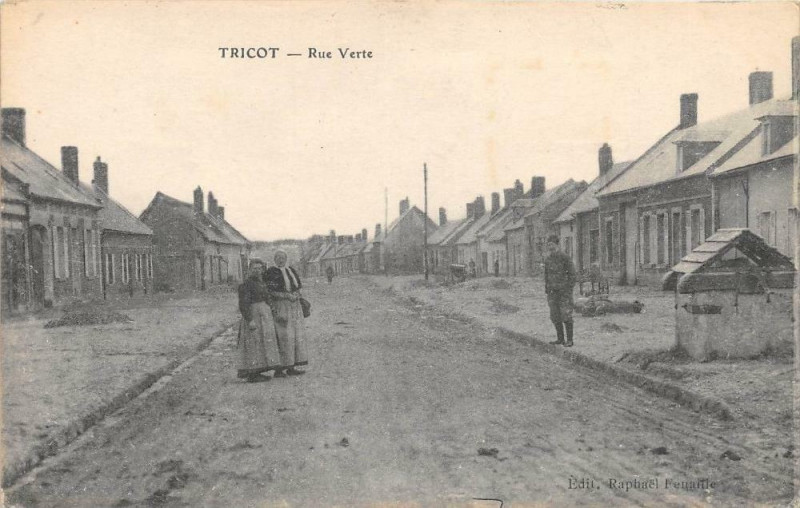 Carte postale ancienne Tricot Rue Verte à Tricot