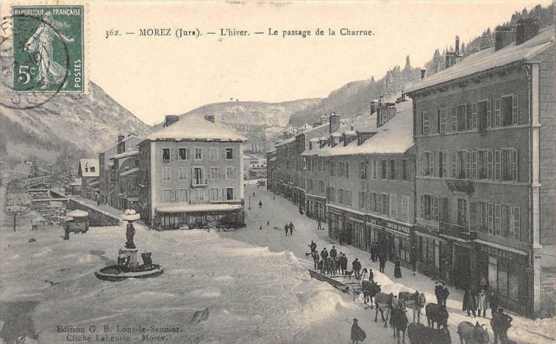 Carte postale ancienne Morez L'Hiver Le Passage De La Charrue