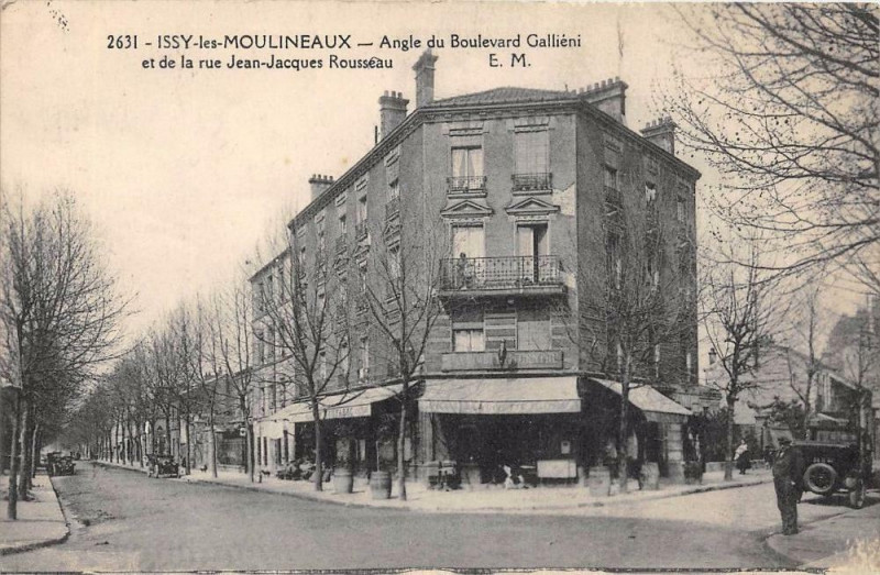 Carte postale ancienne Issy Les Moulineaux Angle Du Boulevard Gallieni Et De La Rue Jean Jacques à Issy-les-Moulineaux