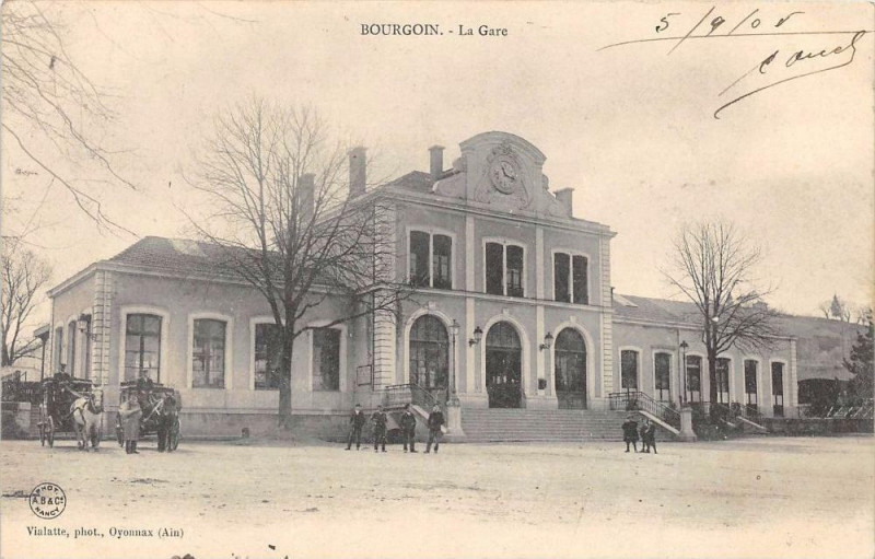 Carte postale ancienne Bourgoin La Gare