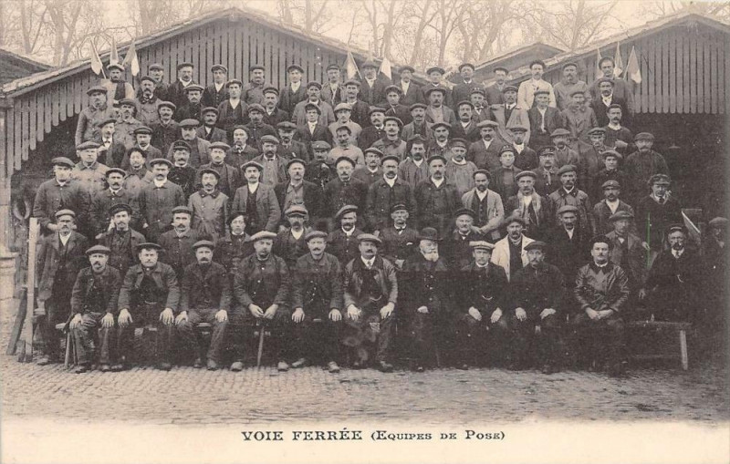 Carte postale ancienne Toulouse Tramways Et Omnibus F.pons Voie Ferree Equipes De Pose (état par à Toulouse