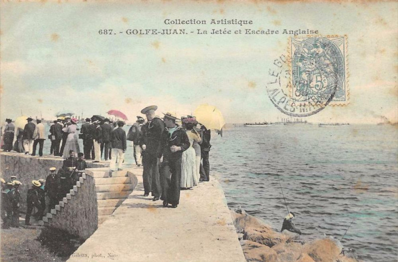 Carte postale ancienne Golfe Juan La Jetee Et Escadre Anglaise