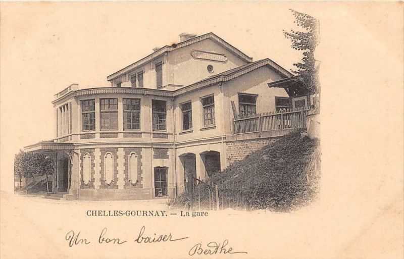 Carte postale ancienne Chelles-Gournay - La gare à Chelles