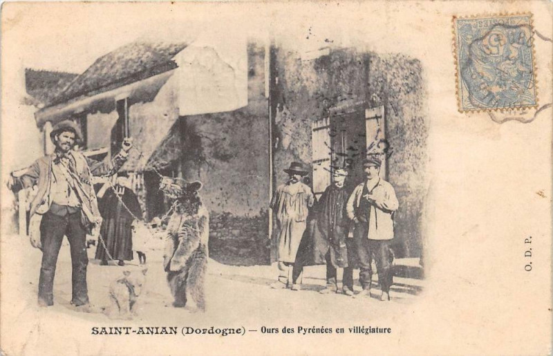 Carte postale ancienne Saint Anian Dordogne Le Montreur D'Ours Des Pyrenees En Villegiature (Cpa