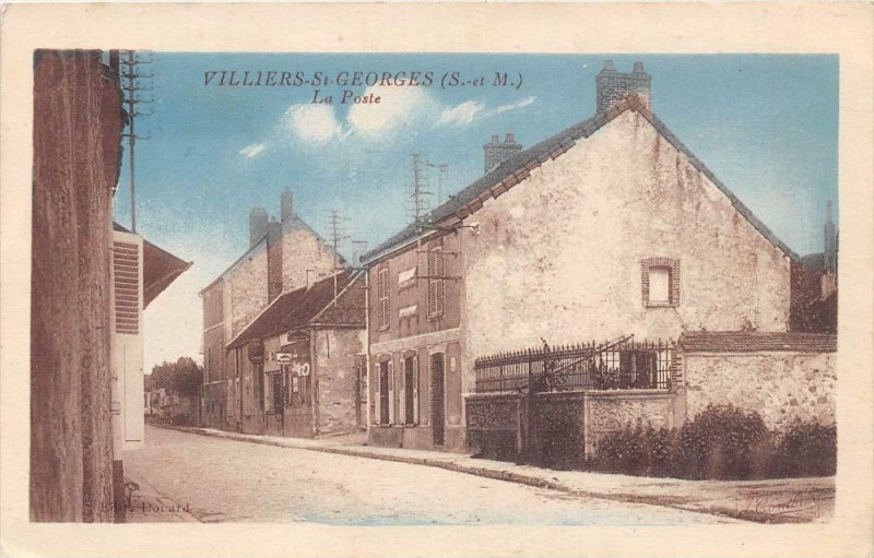 Carte postale ancienne Villiers Saint Georges La Poste à Villiers-Saint-Georges