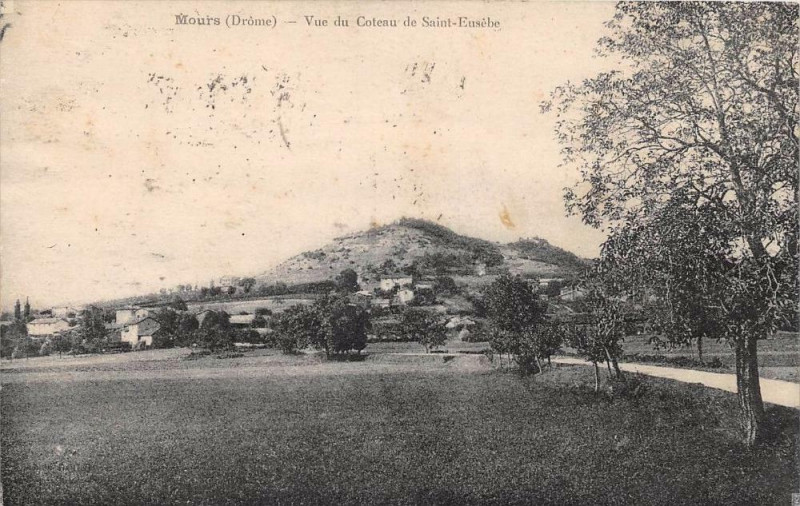 Carte postale ancienne Mours Vue Du Coteau De Saint Eusebe
