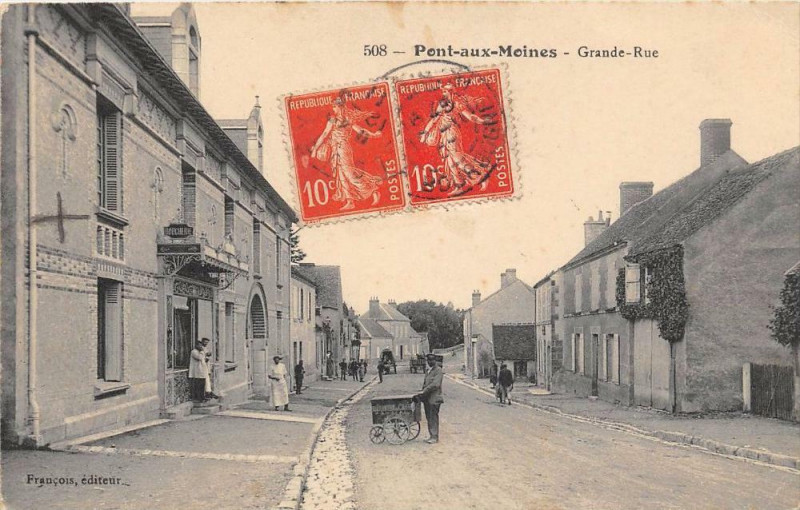 Carte postale ancienne Pont Aux Moines Grande Rue