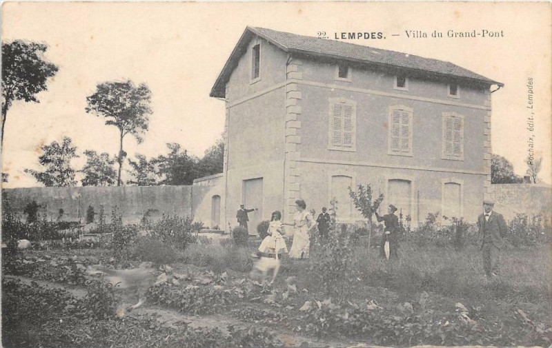 Carte postale ancienne Lempdes Villa Du Grand Pont