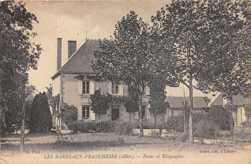 Carte postale ancienne Les Barreaux Franchesse Postes Telegraphes à Franchesse