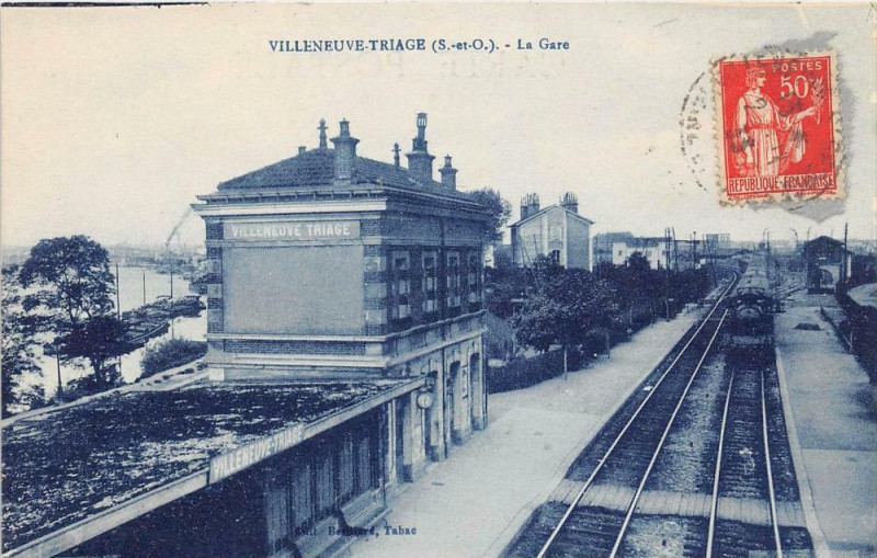 Carte postale ancienne Villeneuve Triage La Gare