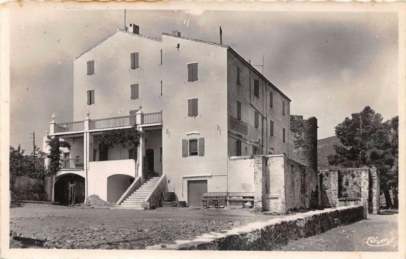 Carte postale ancienne Banyuls Societe Cooperative