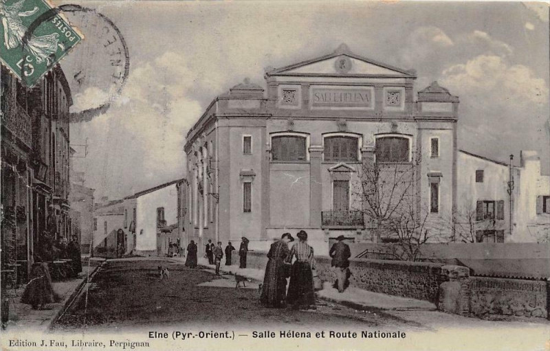 Carte postale ancienne Elne Salle Helena Et Route Nationale (cpa émaillée rare à Elne