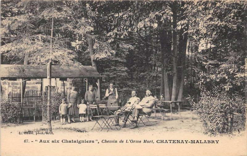 Carte postale ancienne 94 Chatenay Malabry Aux Six Chataigniers Chemin De L''Orme Mort