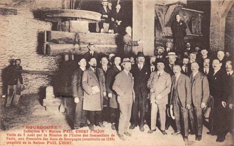 Carte postale ancienne Dijon Maison Paul Court A Dijon Visite Du 7 Aout Union Des Sommeliers De à Dijon