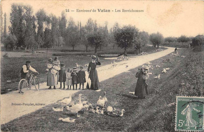 Carte postale ancienne Environs De Vatan Les Berrichonnes
